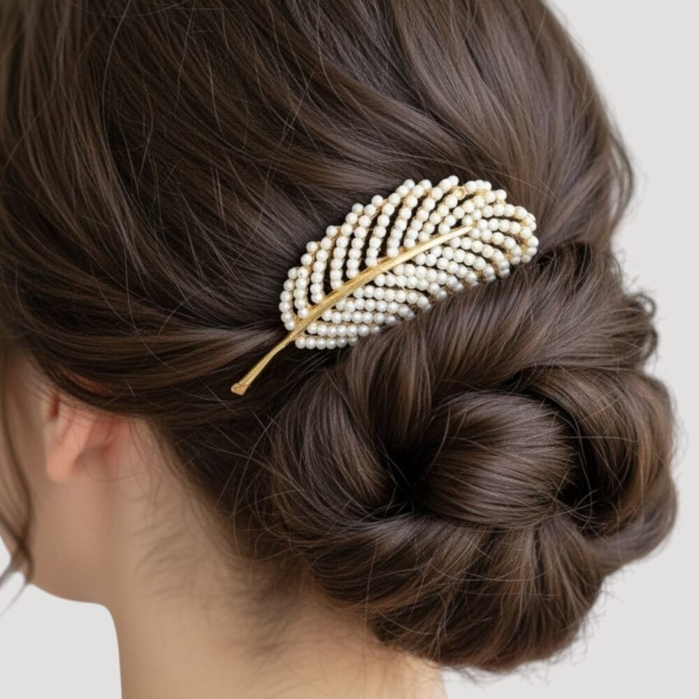 Bridal Hair Comb Ivory Beaded Leaf White Accessory Vintage Wedding Clip - Picture 4 of 4